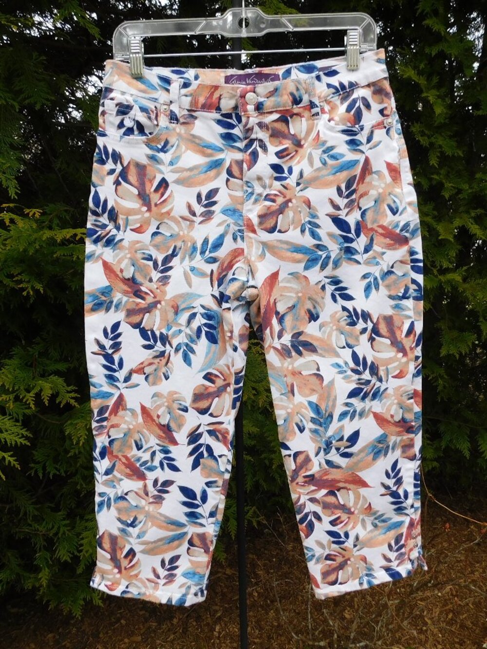 Gloria Vanderbilt Tropical Foliage Print 5-Pocket Amanda High-Rise Crop Jeans